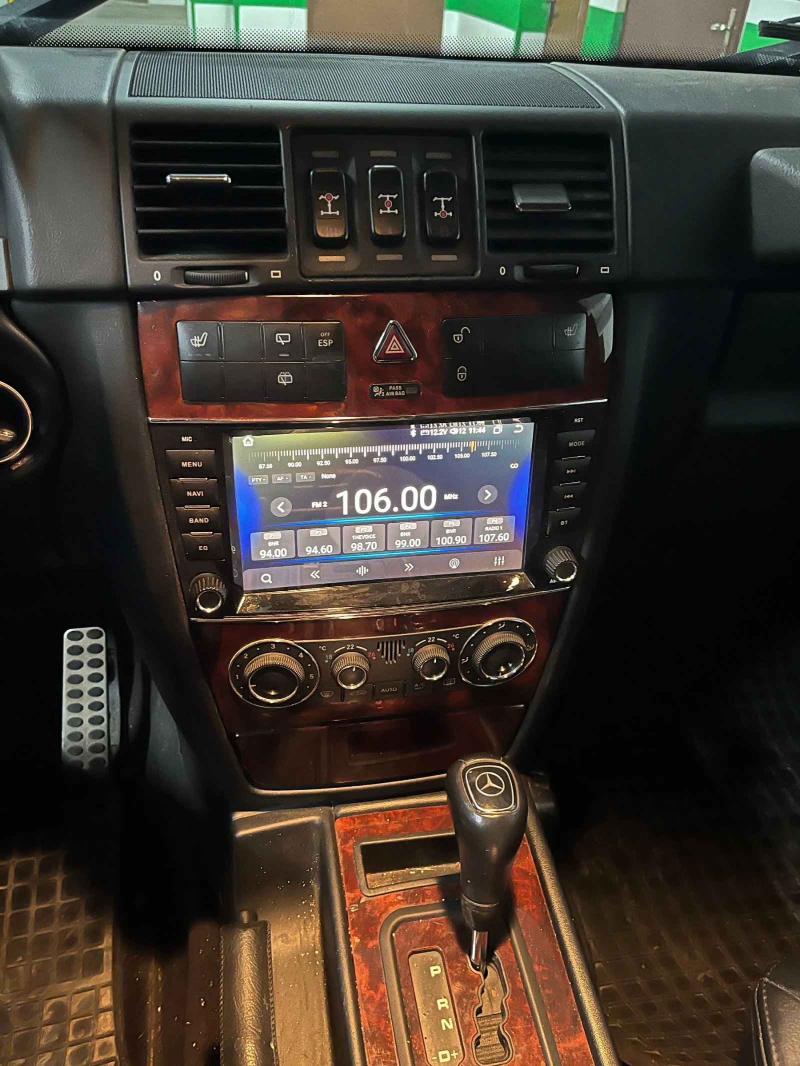 Mercedes-Benz G 320  - изображение 6