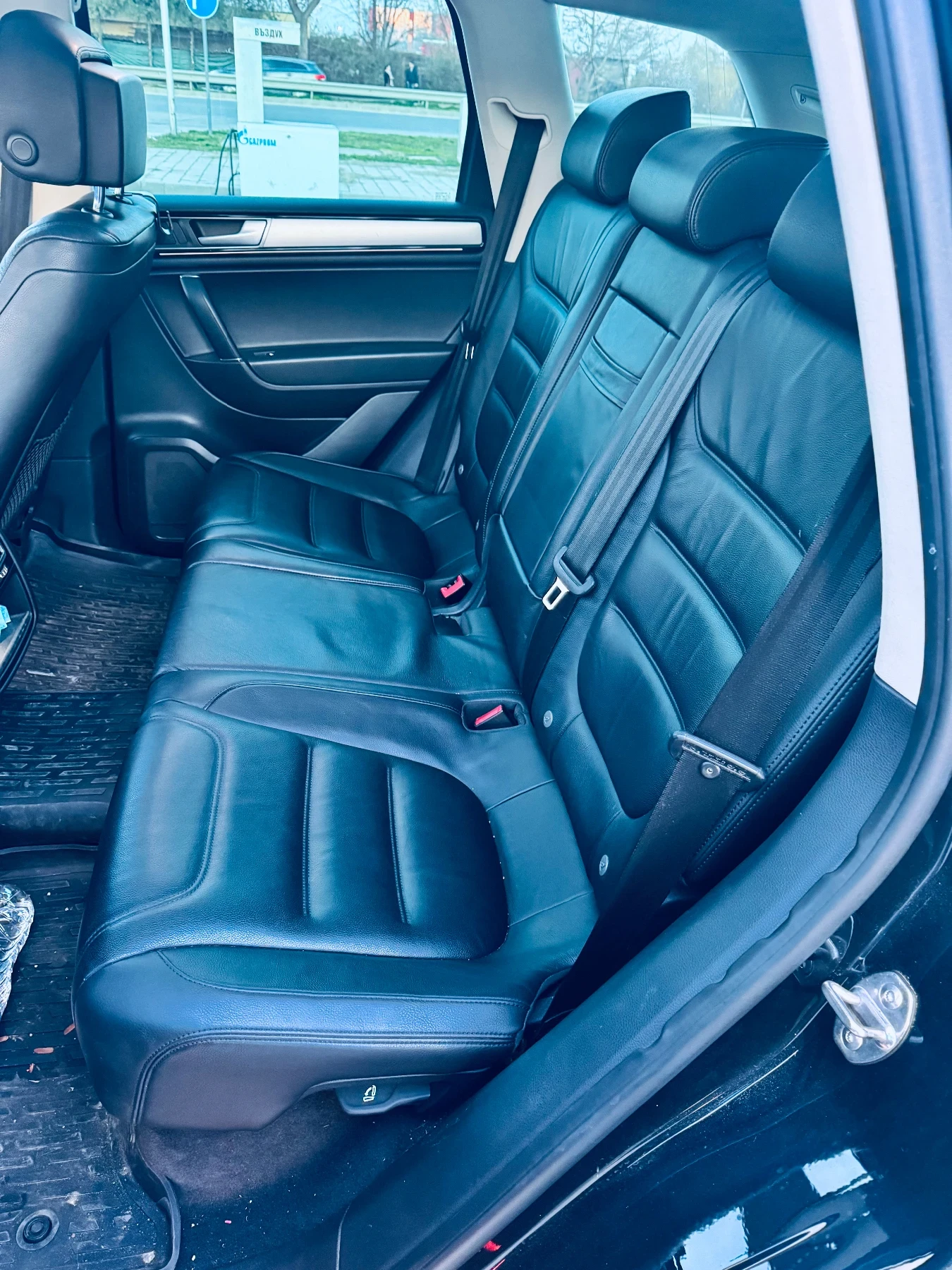 VW Touareg 3000 - изображение 7