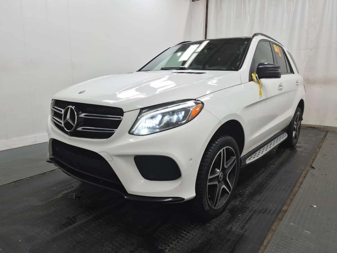 Mercedes-Benz GLE 400 4MATIC/360/ПАНОРАМА/ПОДГРЕВИ
