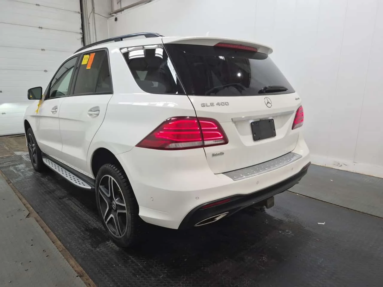 Mercedes-Benz GLE 400 4MATIC/360/ПАНОРАМА/ПОДГРЕВИ, снимка 4 - Автомобили и джипове - 54737945