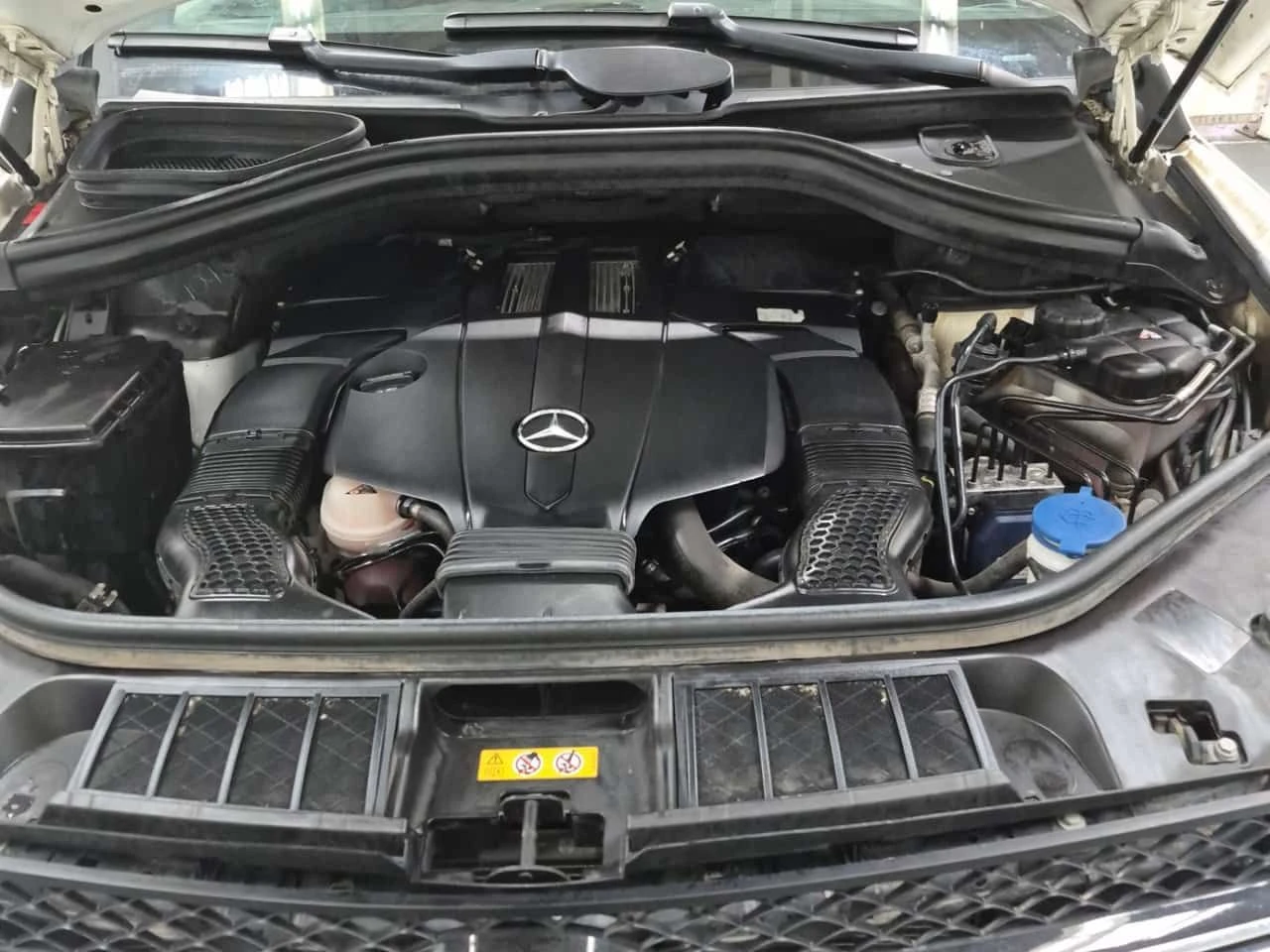 Mercedes-Benz GLE 400 4MATIC/360/ПАНОРАМА/ПОДГРЕВИ, снимка 16 - Автомобили и джипове - 54737945