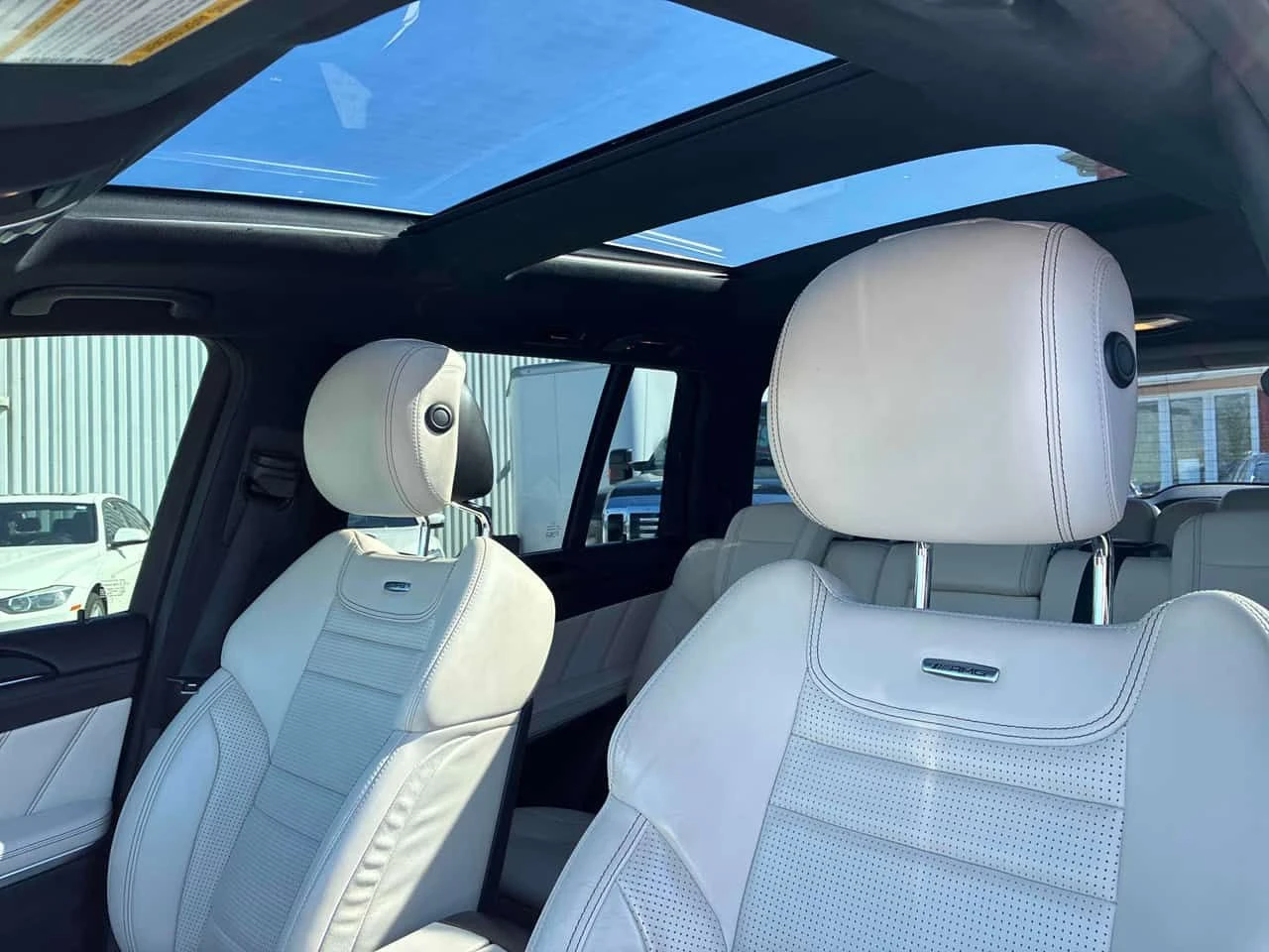 Mercedes-Benz GL * AMG 63  * АВТОКРЕДИТ БЕЗ ПЪРВОНАЧАЛНА ВНОСКА, снимка 11 - Автомобили и джипове - 54756296