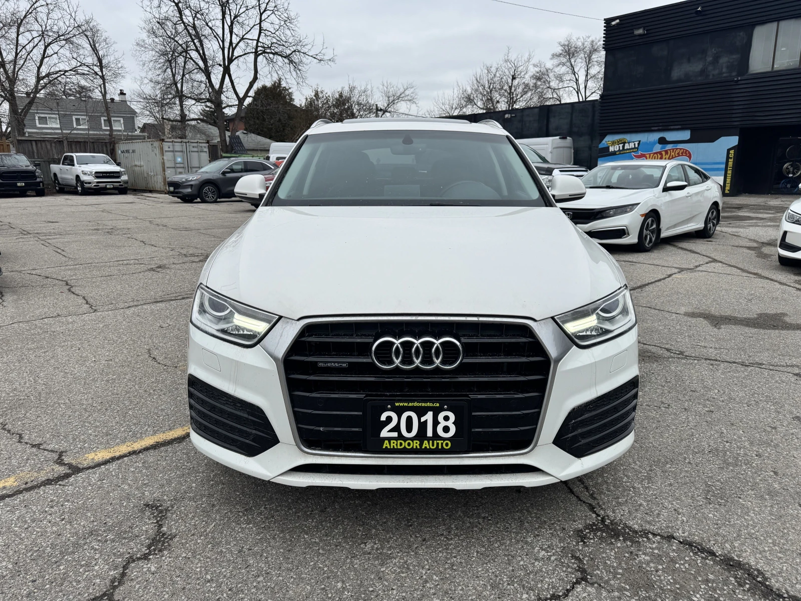 Audi Q3, снимка 2 - Автомобили и джипове - 55073942