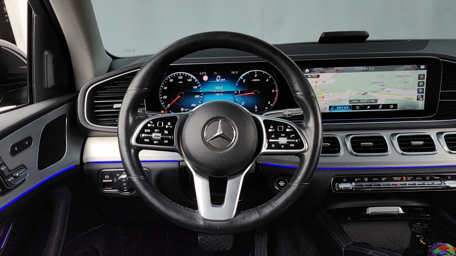 Mercedes-Benz GLE 300 Нead up/360 Cam/Подгрев/ПАНОРАМА/, снимка 9 - Автомобили и джипове - 55081482