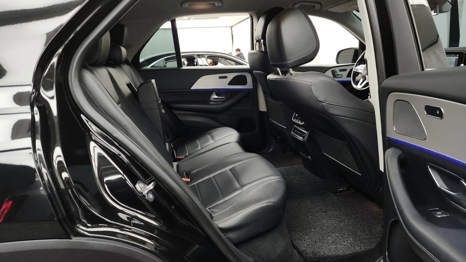 Mercedes-Benz GLE 300 Нead up/360 Cam/Подгрев/ПАНОРАМА/, снимка 8 - Автомобили и джипове - 55081482