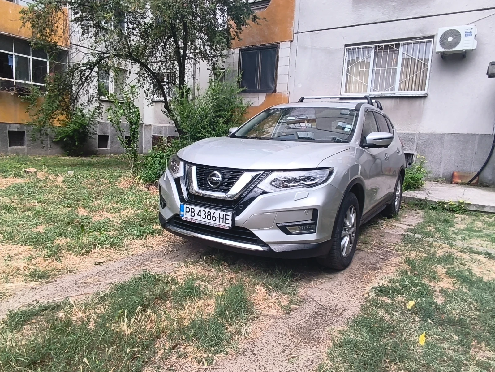 Nissan X-trail
