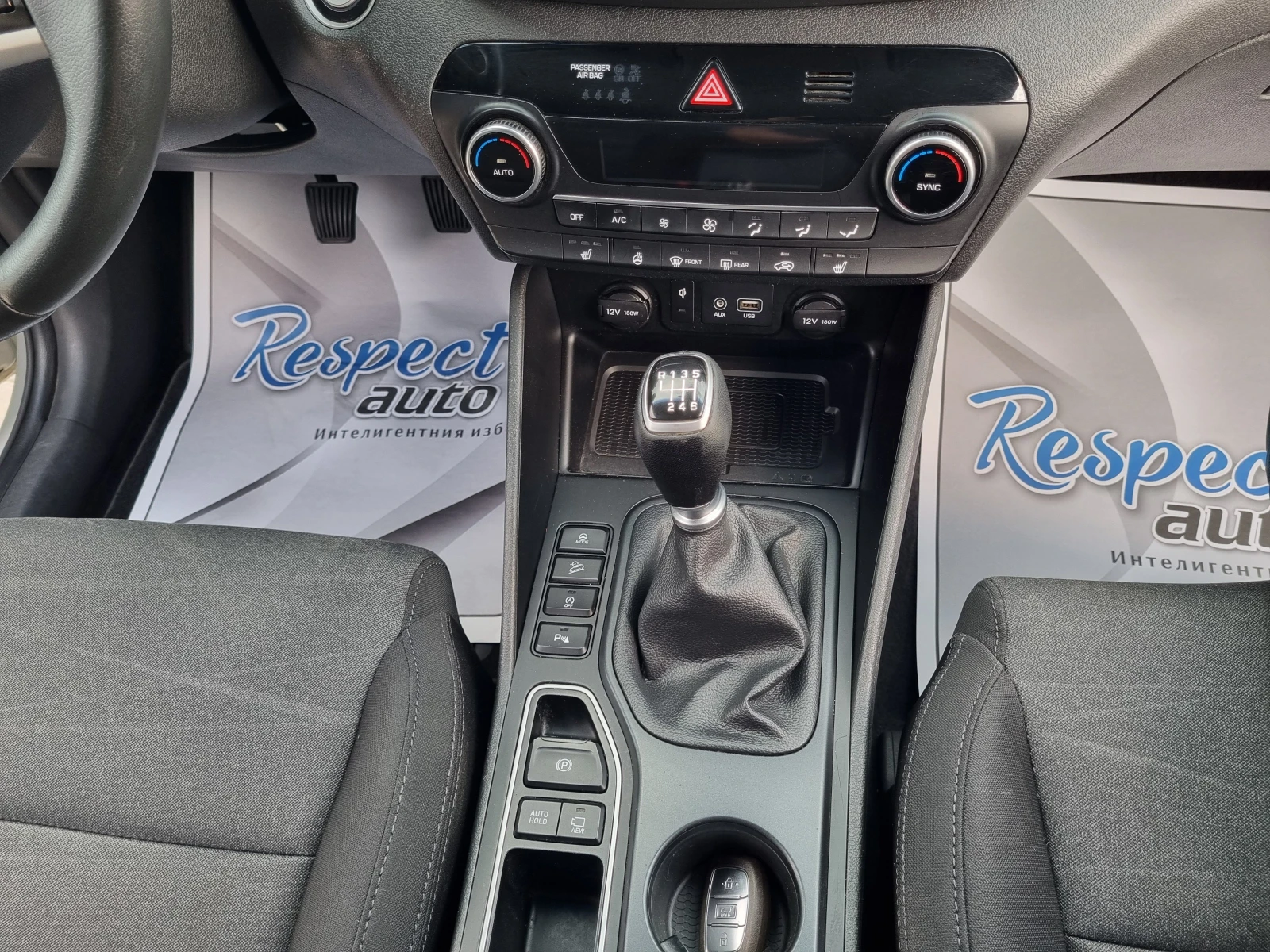 Hyundai Tucson 1.6CRDi-116ps FACELIFT 2019г. НОВ СЪЕДИНИТЕЛ!, снимка 12 - Автомобили и джипове - 55378260
