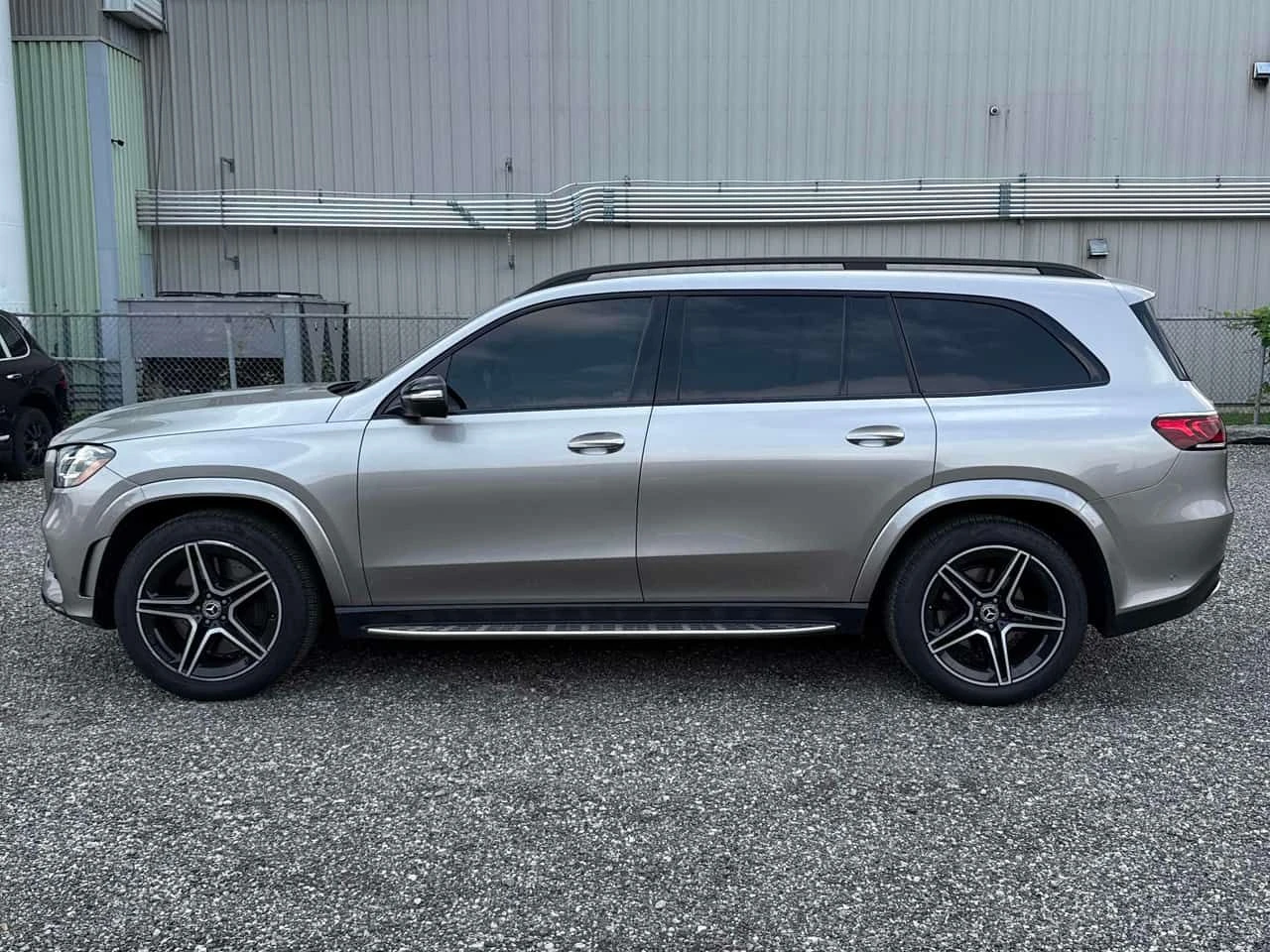 Mercedes-Benz GLS 450 AMG * ОБДУХВАНЕ * 360 * CARFAX * , снимка 3 - Автомобили и джипове - 55615842