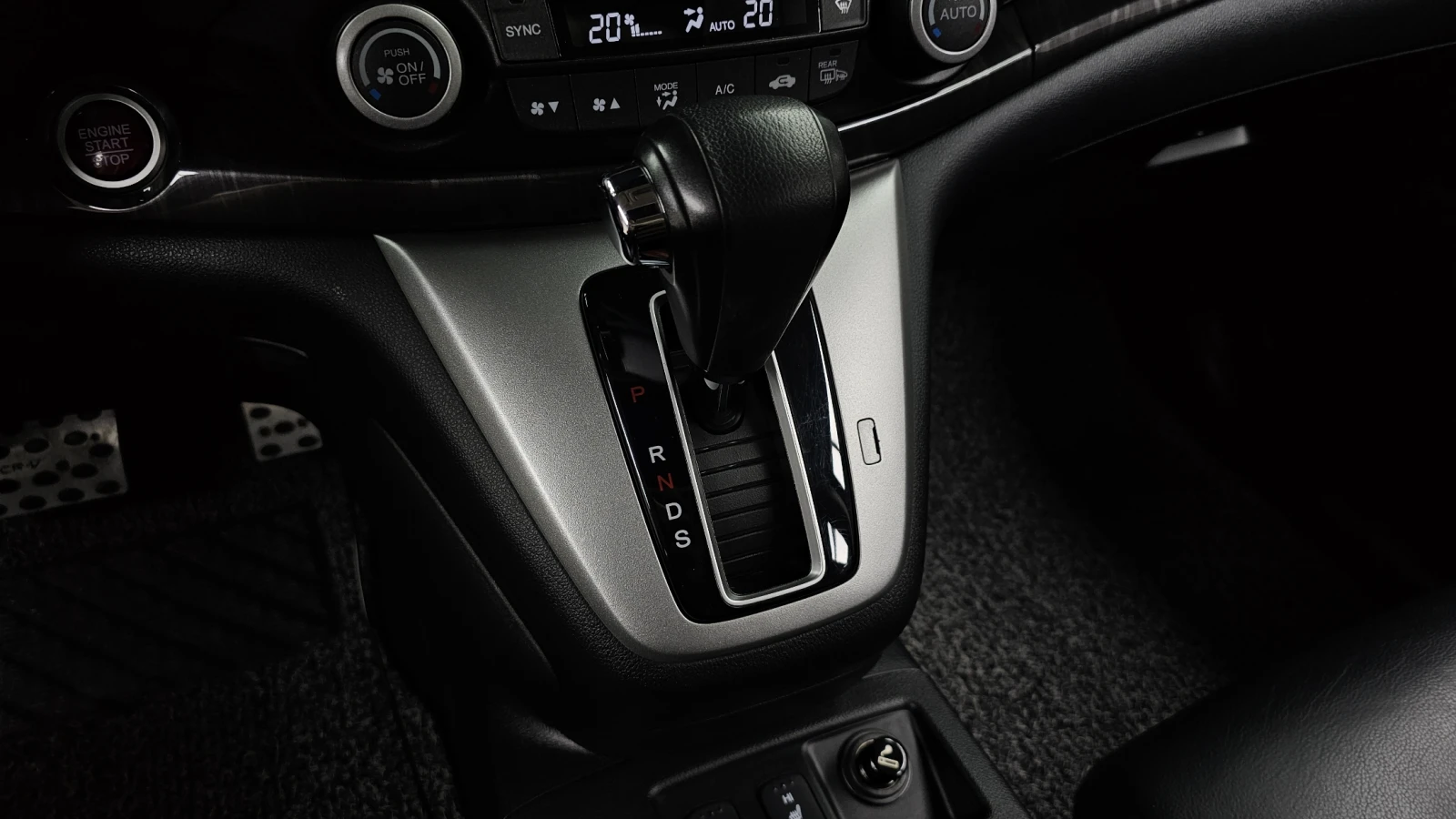 Honda Cr-v 4WD EX-L autogeorge.com, снимка 12 - Автомобили и джипове - 56083491