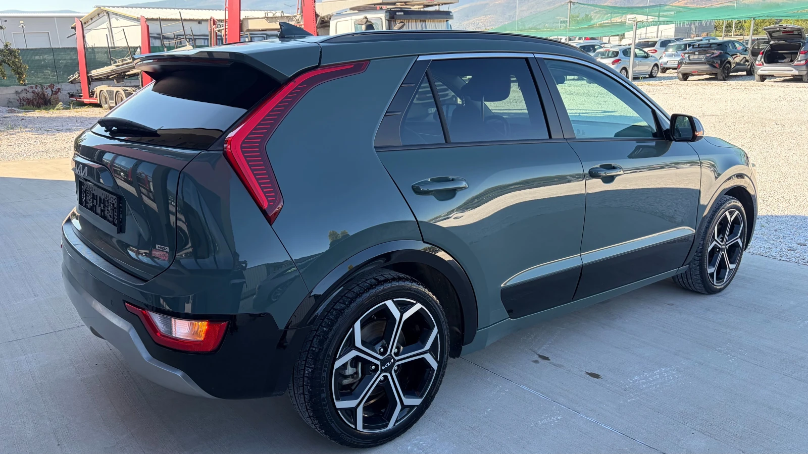 Kia Niro 1.6 HEV , снимка 4 - Автомобили и джипове - 56114225