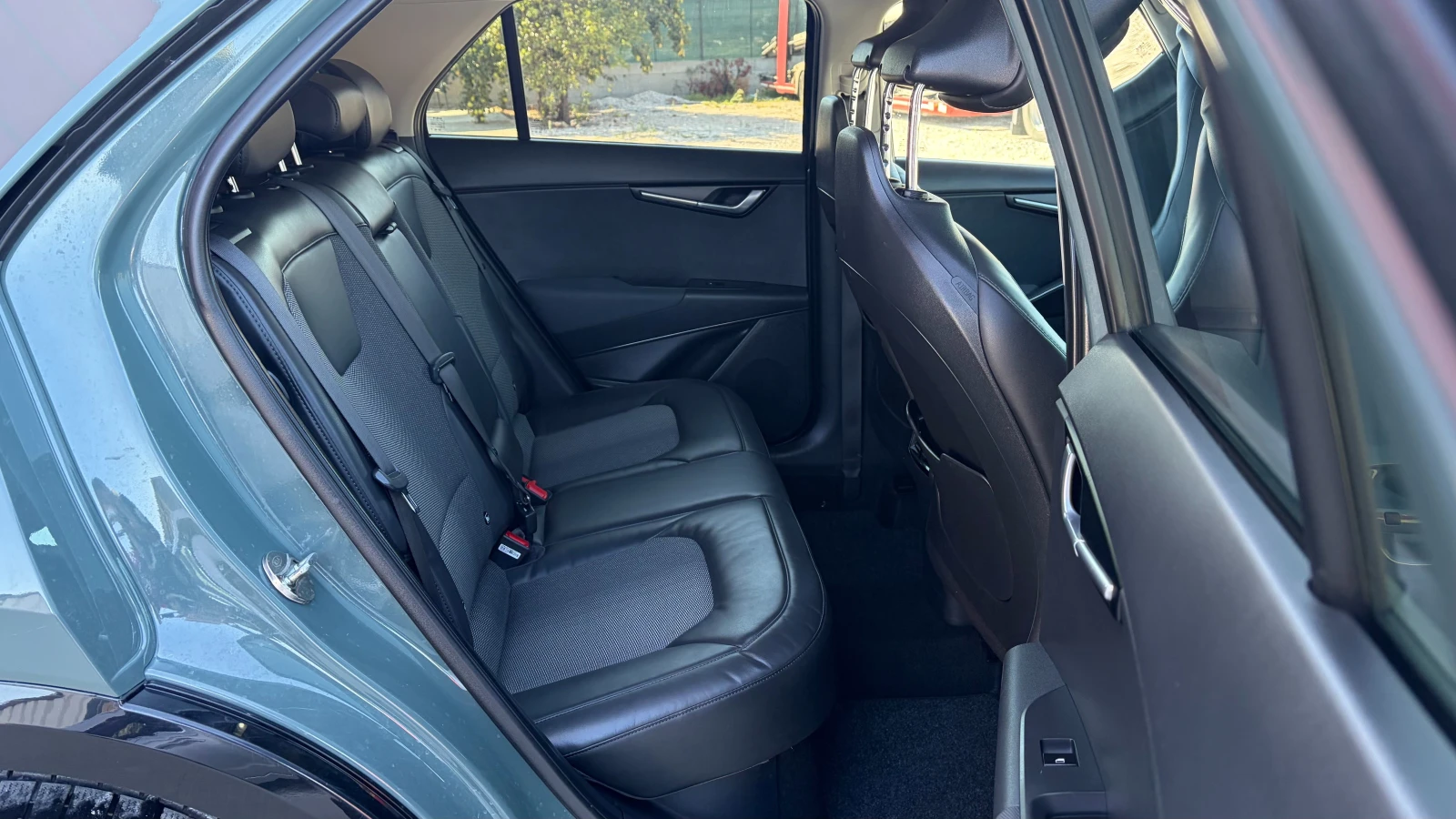 Kia Niro 1.6 HEV , снимка 11 - Автомобили и джипове - 56114225