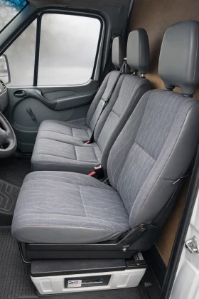 Mercedes-Benz Sprinter 311 MAXI база с Надстройка., снимка 8