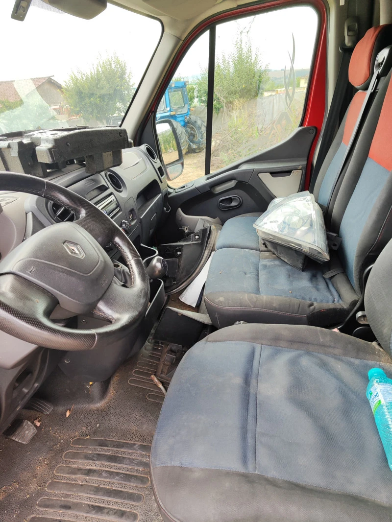 Renault Master 2300, снимка 11 - Бусове и автобуси - 46923152