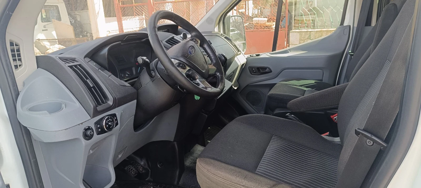 Ford Transit 2.2 , снимка 6 - Бусове и автобуси - 53911583