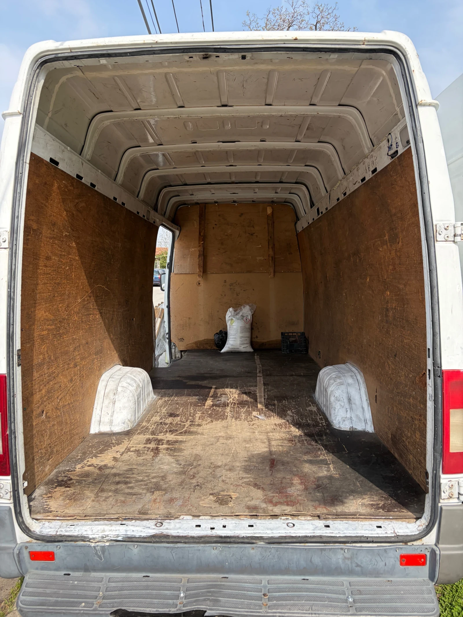 Mercedes-Benz Sprinter 311 MAXI база с Надстройка., снимка 9 - Бусове и автобуси - 55506249