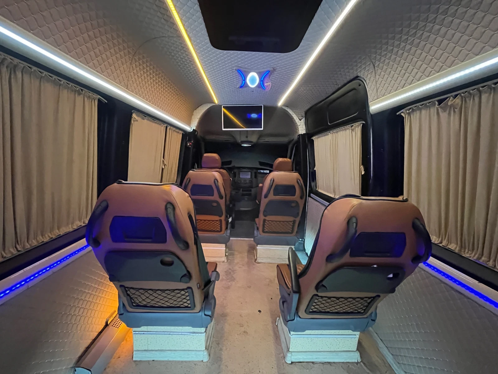 Mercedes-Benz Sprinter 314 cdi  VIP klasa, снимка 3 - Бусове и автобуси - 56139819