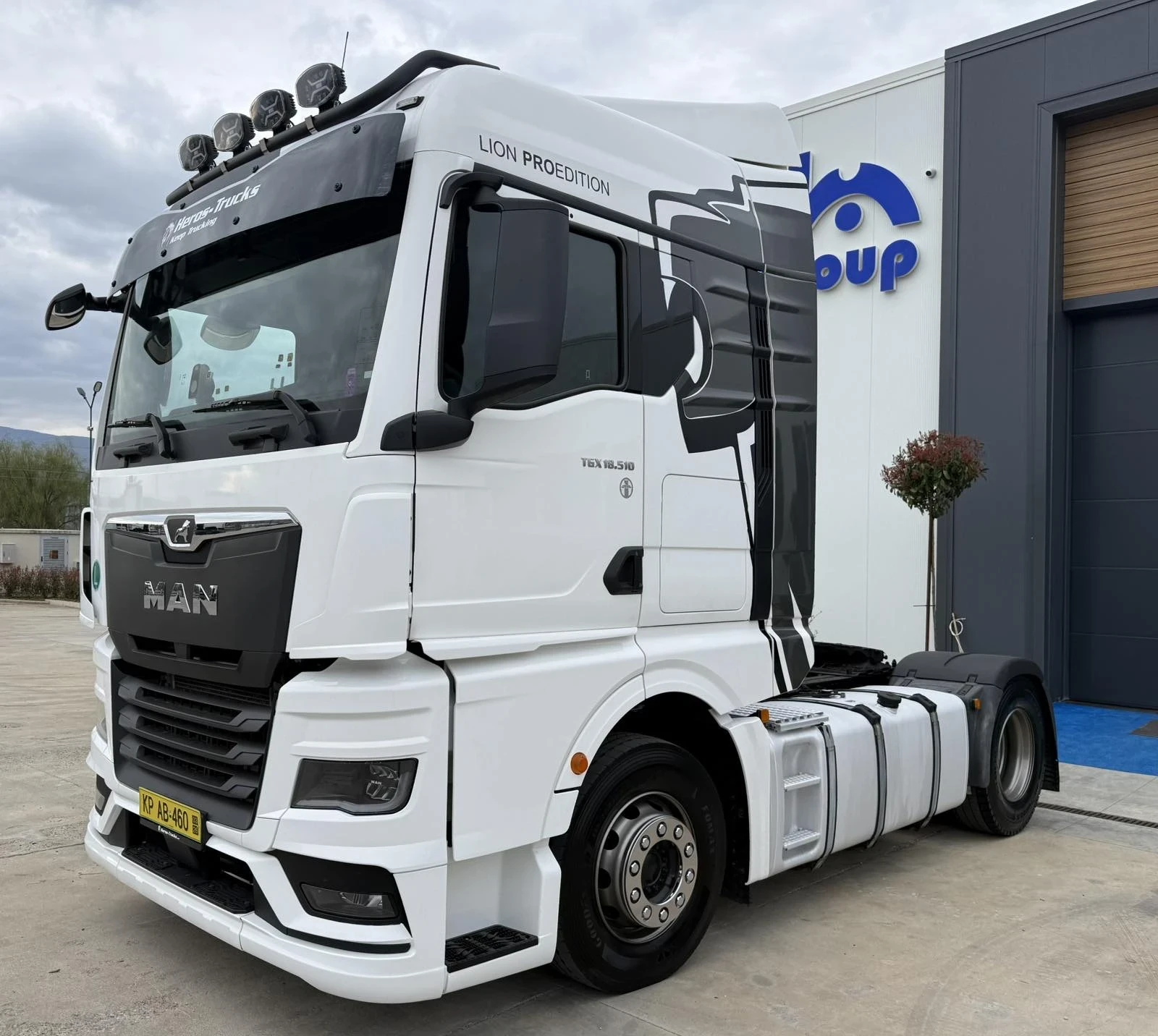 Man Tgx HEROS TRUCKS LEASING, снимка 3 - Камиони - 53928179