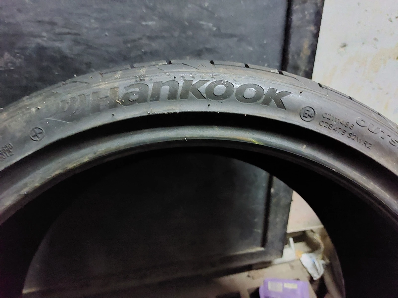 ���� 235/35R19 | Mobile.bg � ����������� 3
