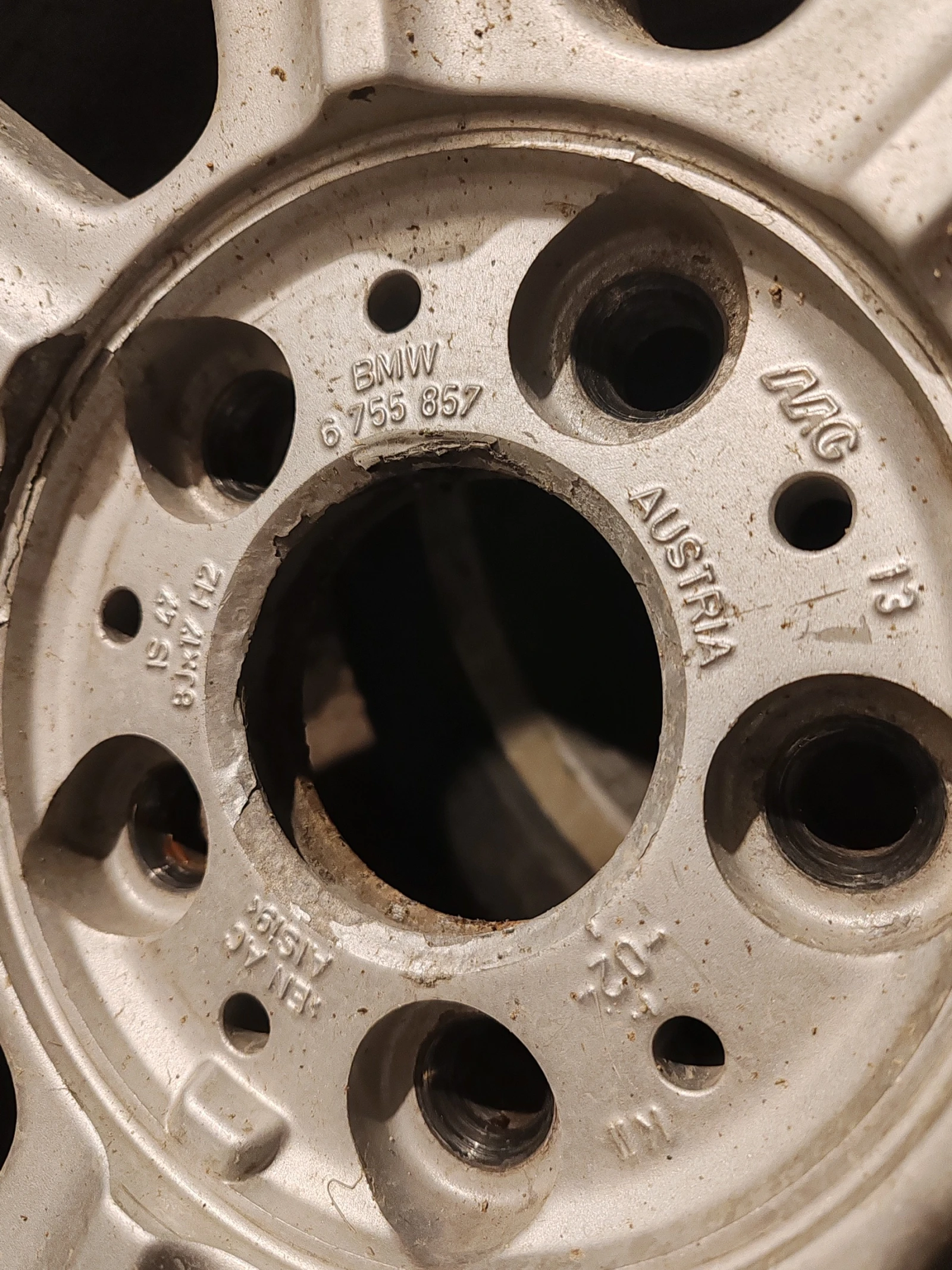    225/45R17  BMW | Mobile.bg   5