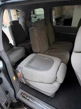 Kia Carnival Kia Carnival 2.9 CRDI 185kc, снимка 7