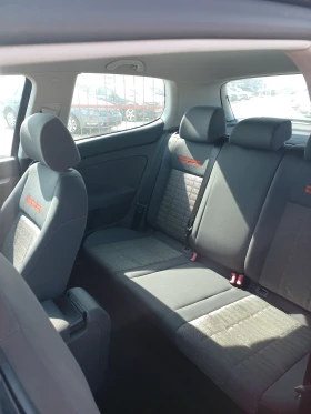 VW Golf 1, 6 I SMART - 2500 € / 4889.57 лв. - 26921286 7