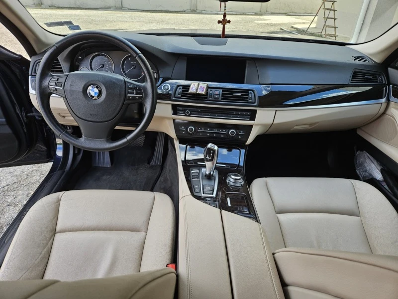 BMW 528 i xDrive Steptronic, снимка 13 - Автомобили и джипове - 47146377