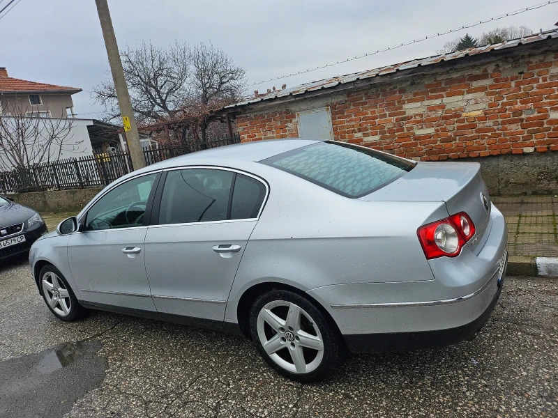 VW Passat, снимка 1 - Автомобили и джипове - 48449498