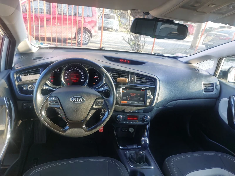 Kia Ceed 1.6.Navi, снимка 12 - Автомобили и джипове - 48718161