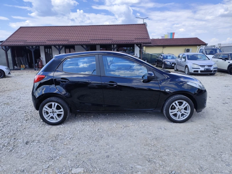 Mazda 2 1.4 бензин, снимка 4 - Автомобили и джипове - 50866112