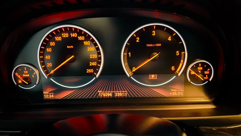 BMW 530 XDRIVE, снимка 6 - Автомобили и джипове - 52154781