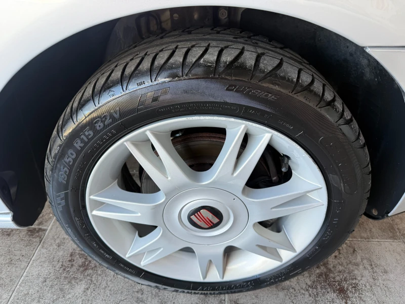 Seat Cordoba 1.9TDI 101кс, снимка 16 - Автомобили и джипове - 51105618