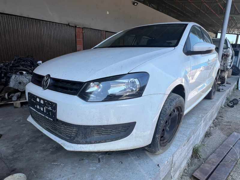 VW Polo 1.6TDI , снимка 3 - Автомобили и джипове - 52645210