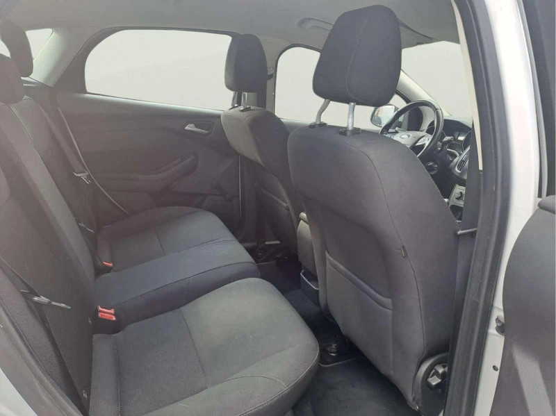 Ford Focus 1.0 EcoBoost, снимка 10 - Автомобили и джипове - 51447864