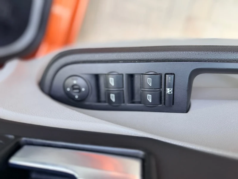 Ford C-max, снимка 10 - Автомобили и джипове - 52661936