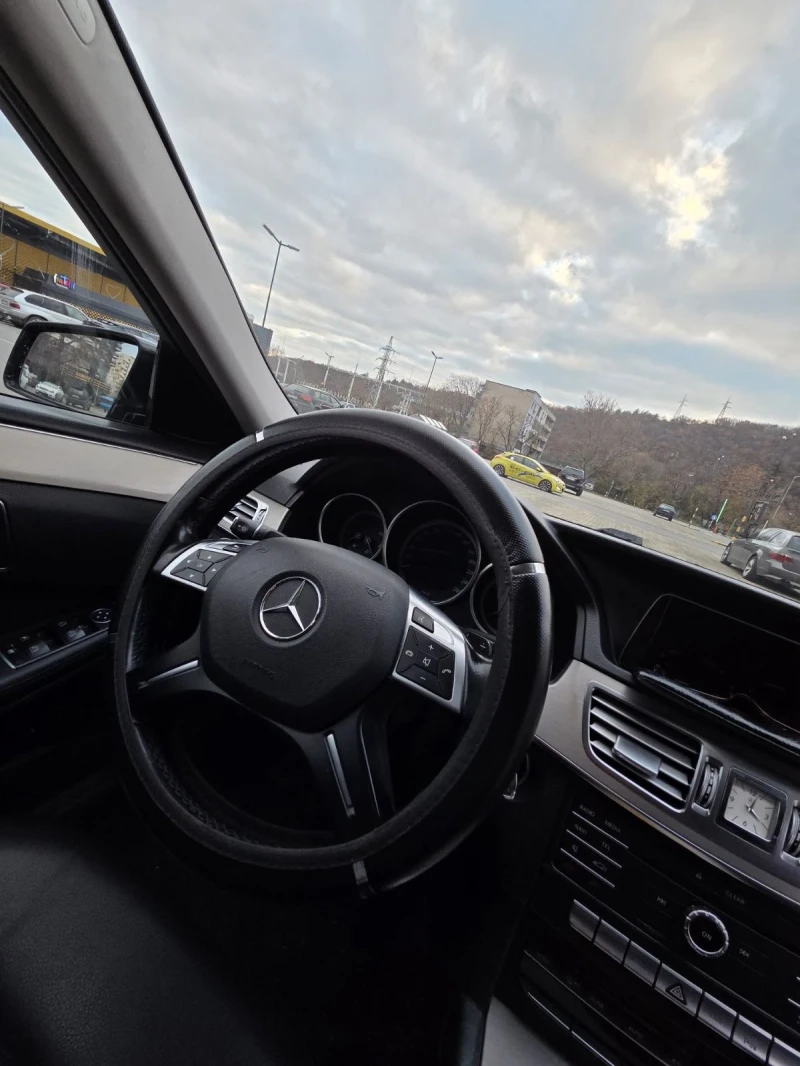 Mercedes-Benz C 200, снимка 4 - Автомобили и джипове - 52787307