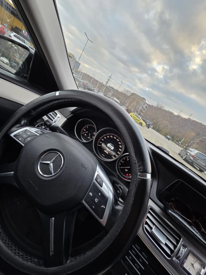 Mercedes-Benz C 200, снимка 8 - Автомобили и джипове - 52787307