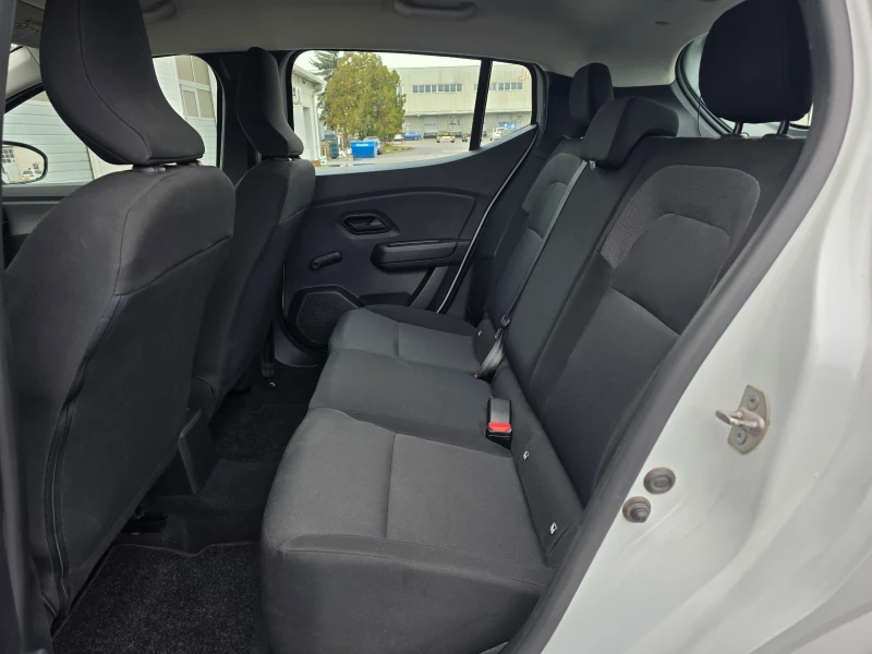 Dacia Sandero 1.0 Tce LPG * Гаранция* , снимка 11 - Автомобили и джипове - 53188745
