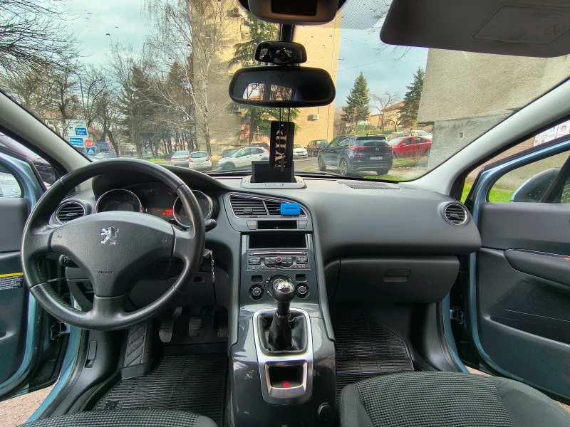 Peugeot 5008 1.6 бензин, снимка 8 - Автомобили и джипове - 53221923