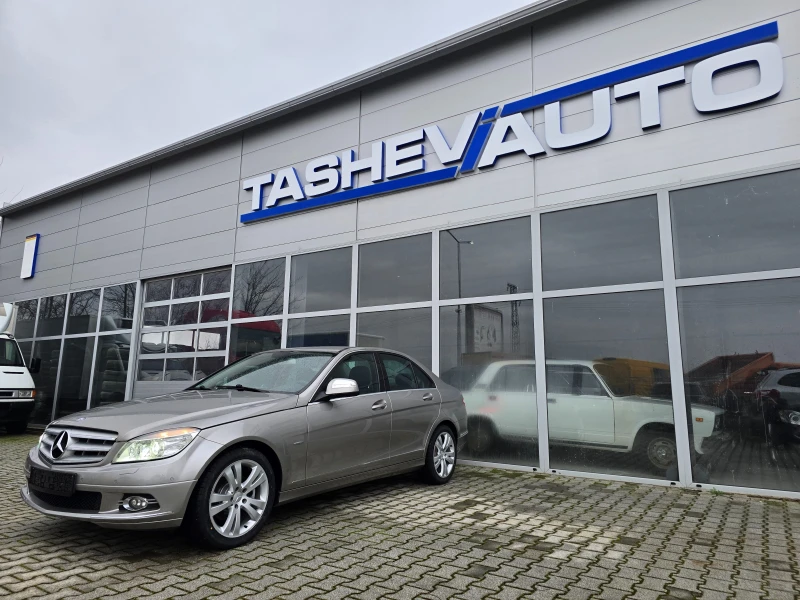 Mercedes-Benz C 220 Автоматик !!AVANTGARDE!Навигация!Германия!!, снимка 4 - Автомобили и джипове - 53278491