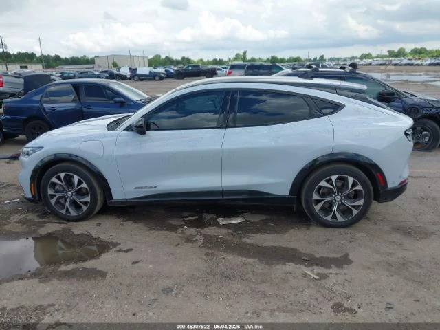 Ford Mustang Mach-E Premium AWD, снимка 8 - Автомобили и джипове - 55126923