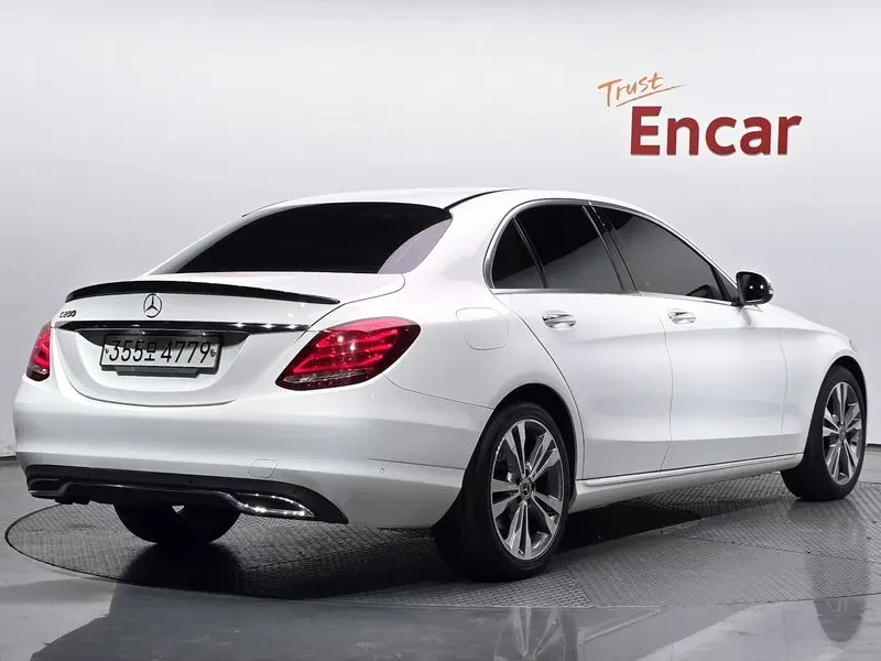 Mercedes-Benz C 200 САМО 30% АВАНС, снимка 2 - Автомобили и джипове - 56251401