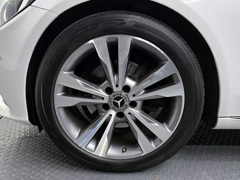 Mercedes-Benz C 200 САМО 30% АВАНС, снимка 12 - Автомобили и джипове - 56251401