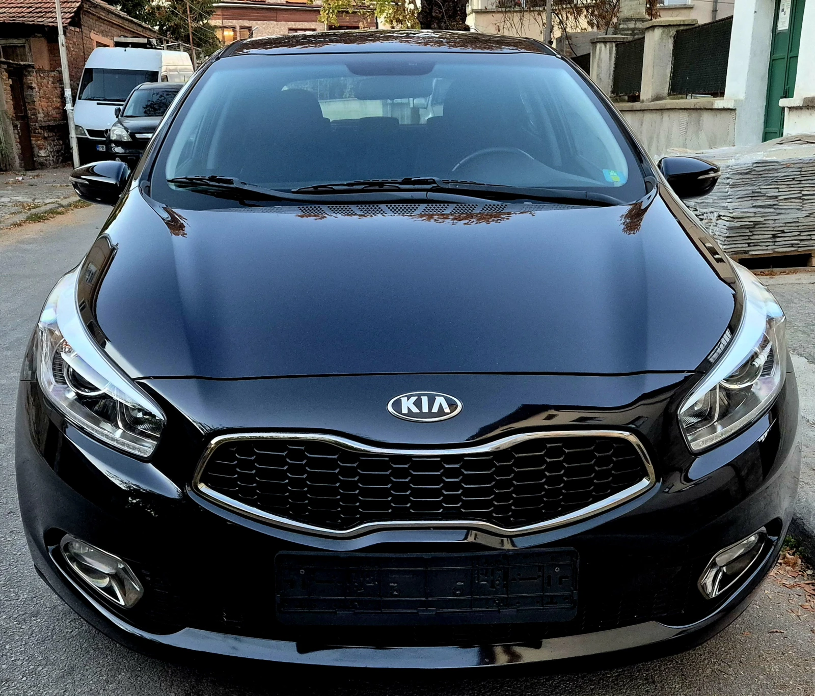 Kia Ceed 1.6d-6speed-верига - изображение 4