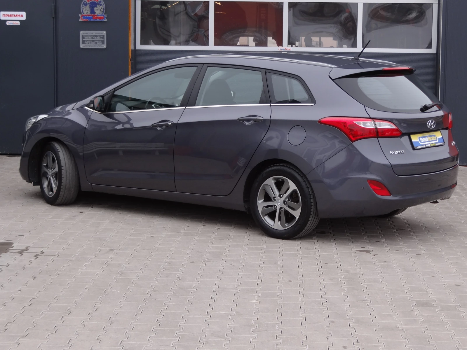 Hyundai I30 1.6 crdi - Facelift /Климатроник/Led/Euro-6/ - изображение 3