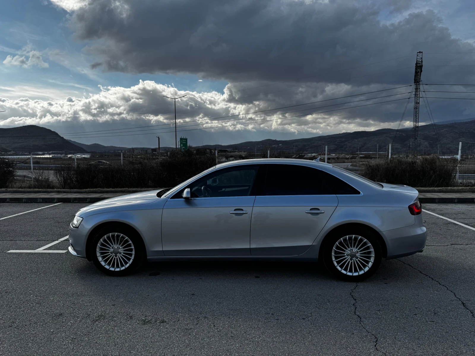 Audi A4 Седан - изображение 4