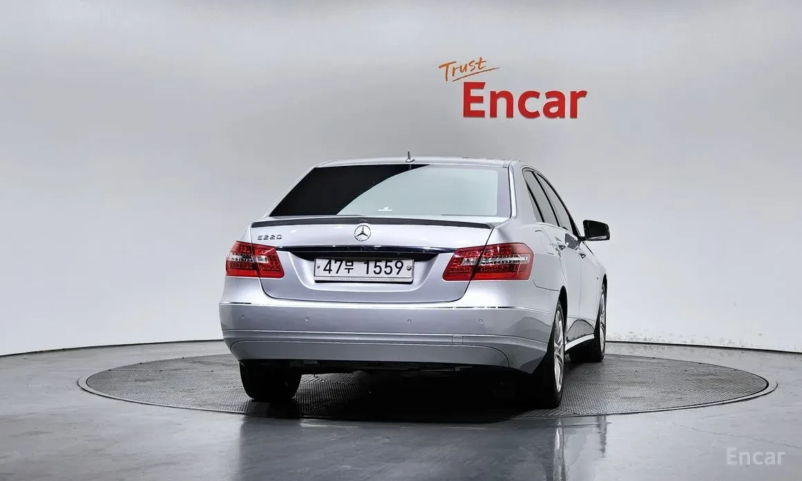 Mercedes-Benz E 220 E-Class W212 E220 CDI Avantgarde - изображение 4