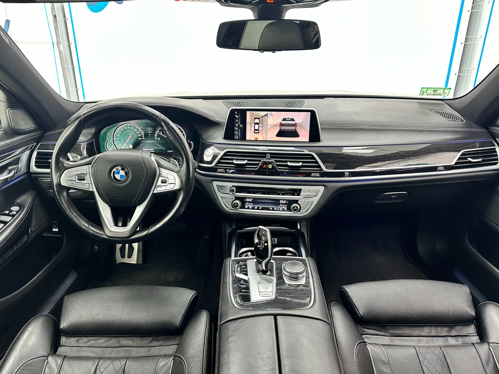 BMW 750 xDrive* LONG* DISTR* 360' CAM - изображение 8