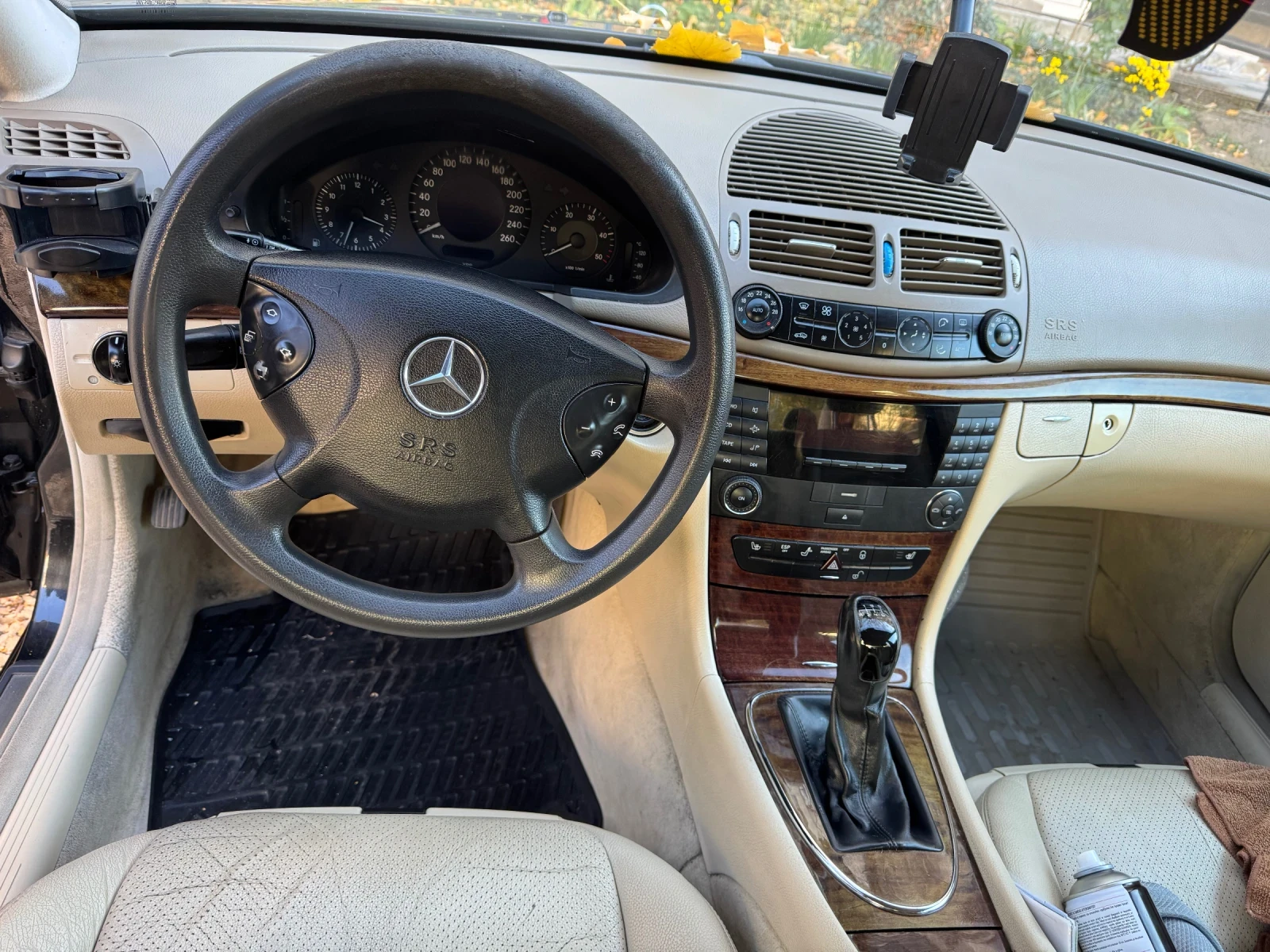 Mercedes-Benz E 220  - изображение 6