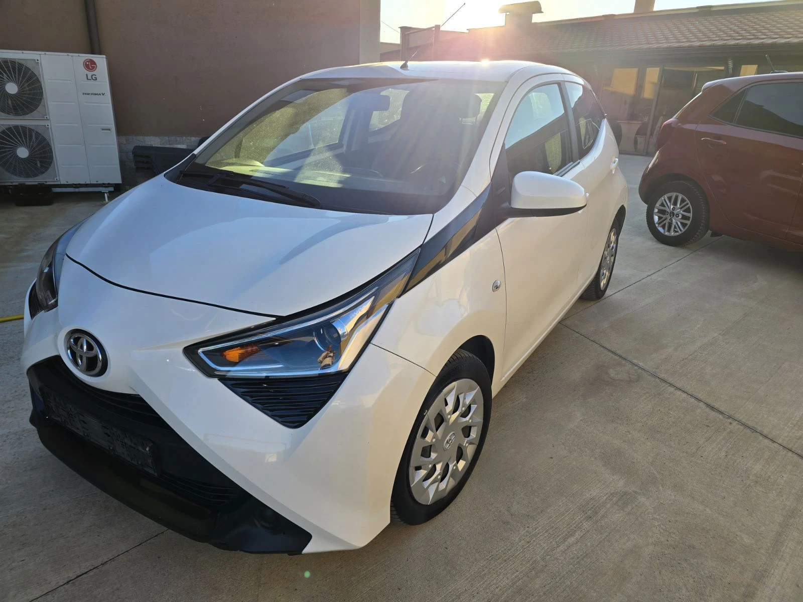Toyota Aygo 1.0 VVT-i - изображение 2