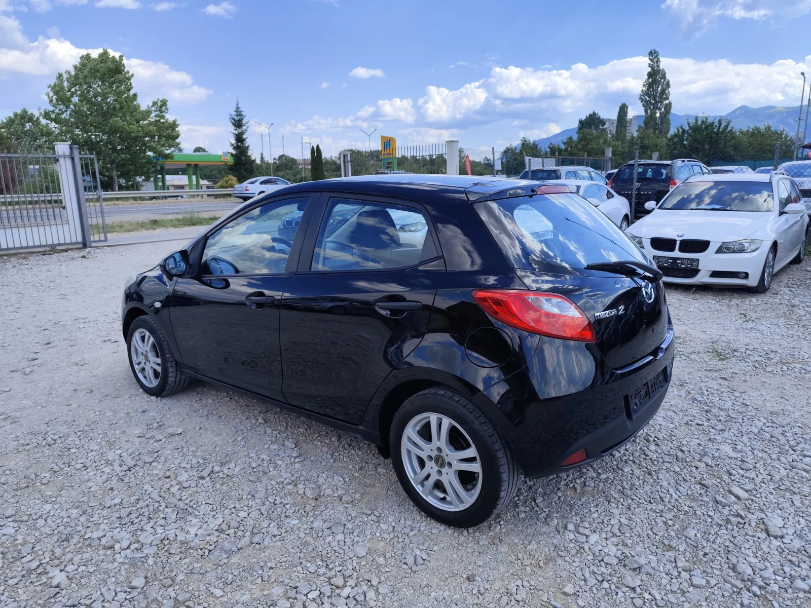 Mazda 2 1.4 бензин - изображение 8